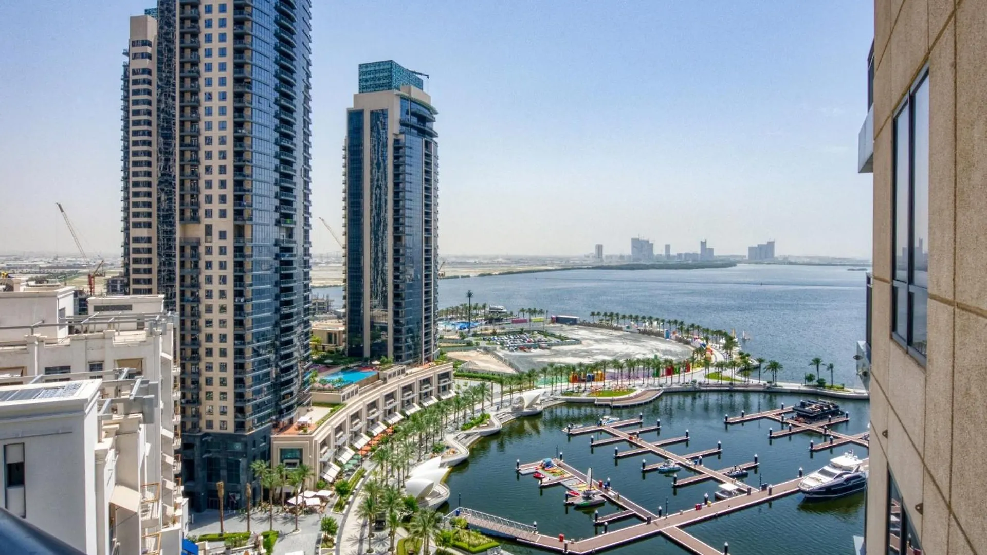 Majestic Stay At Dubai Creek Residences