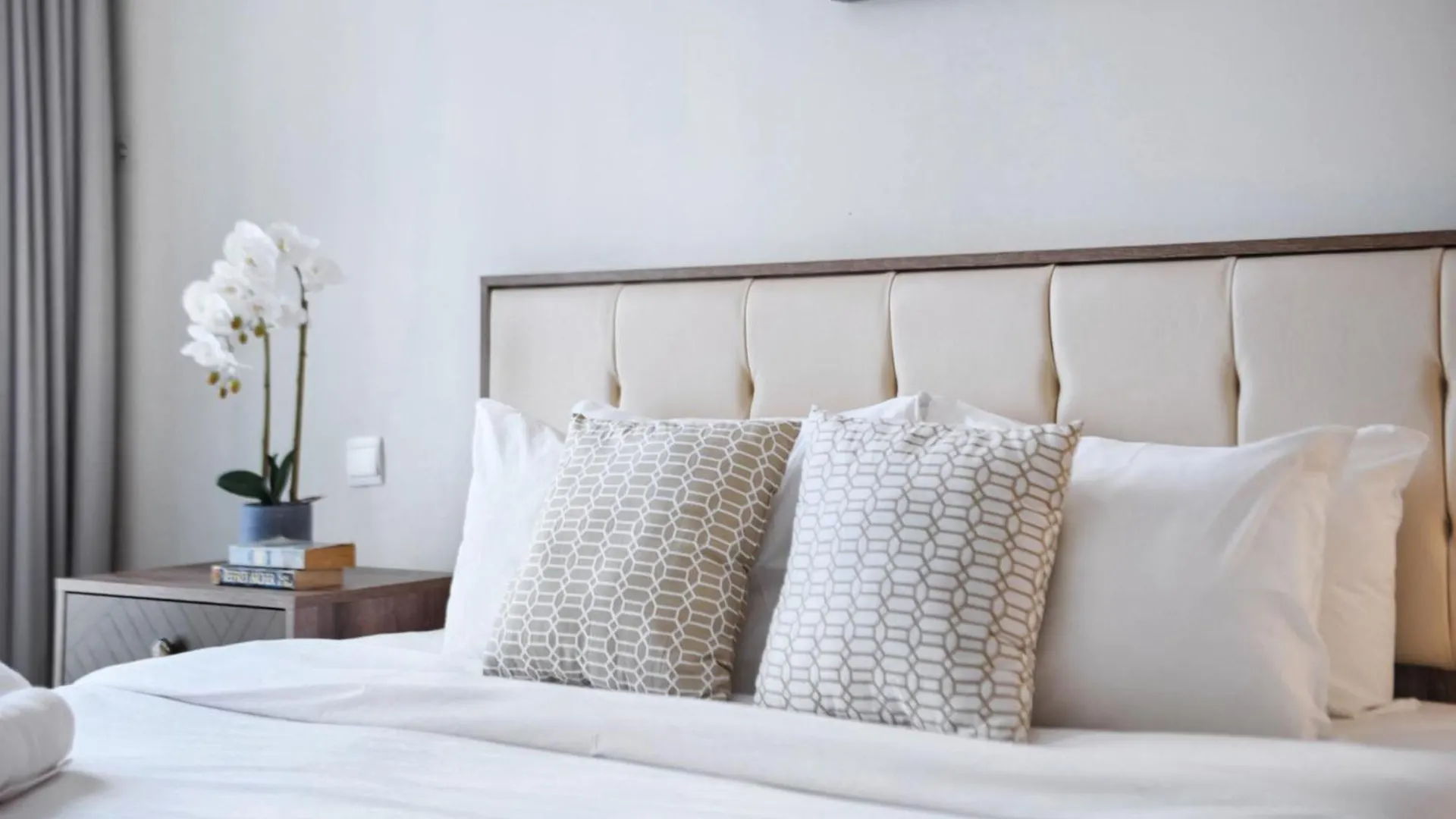 Majestic Stay At Dubai Creek Residences 0*,