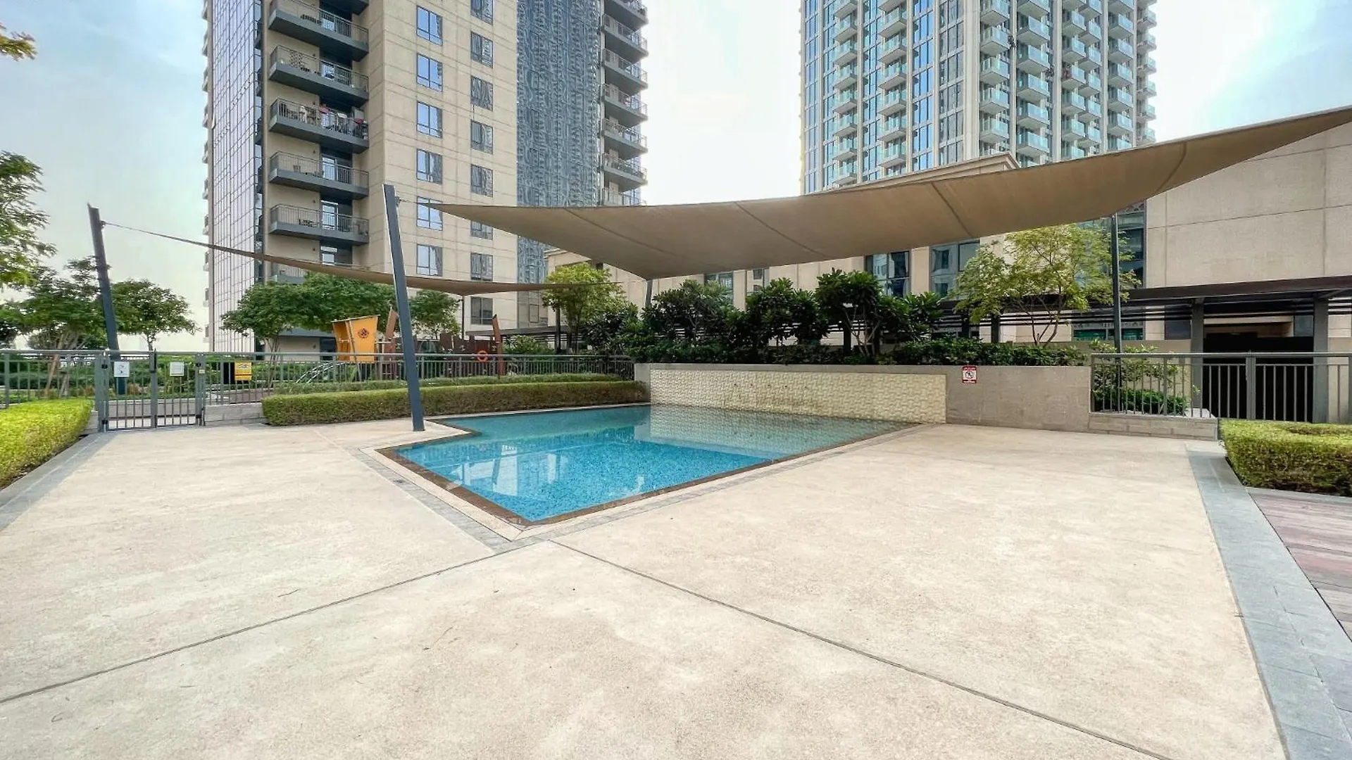 Majestic Stay At Dubai Creek Residences דירה