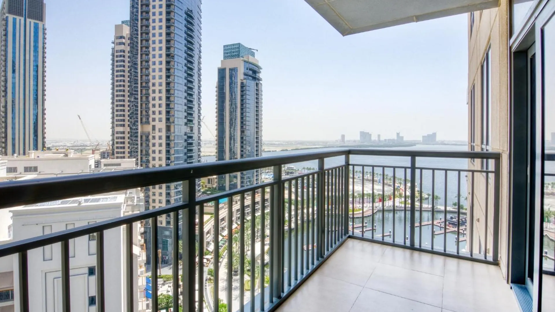 Majestic Stay At Dubai Creek Residences דירה
